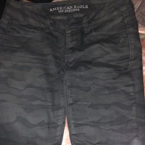 American eagle camo pants